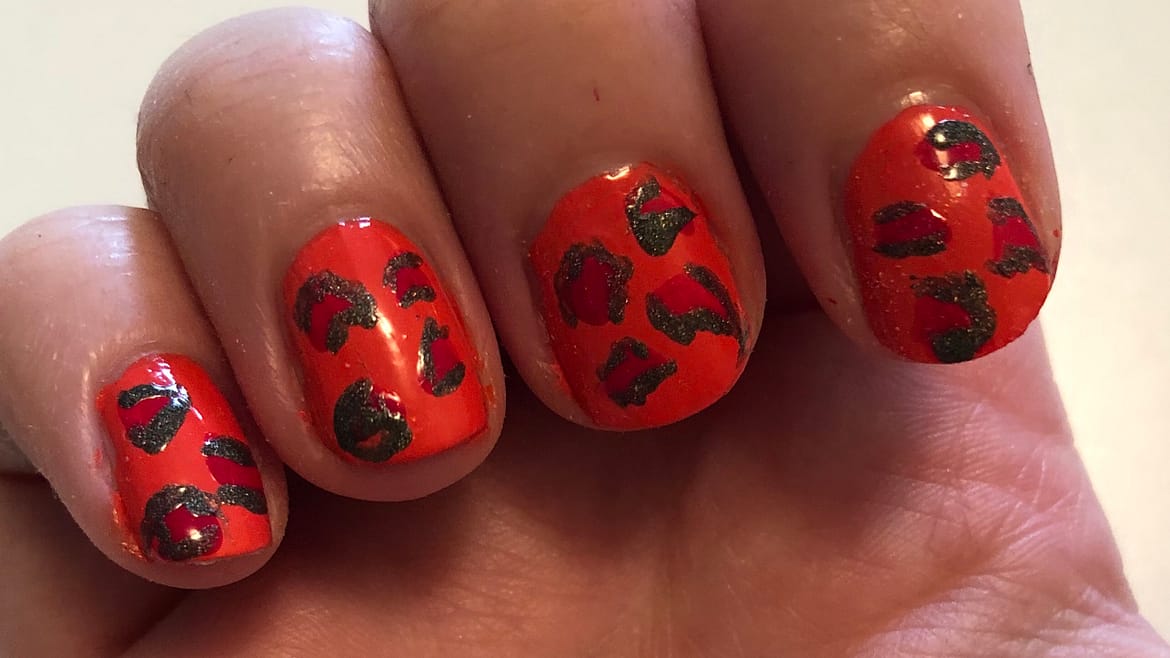 How to Sort of Do Nail Art